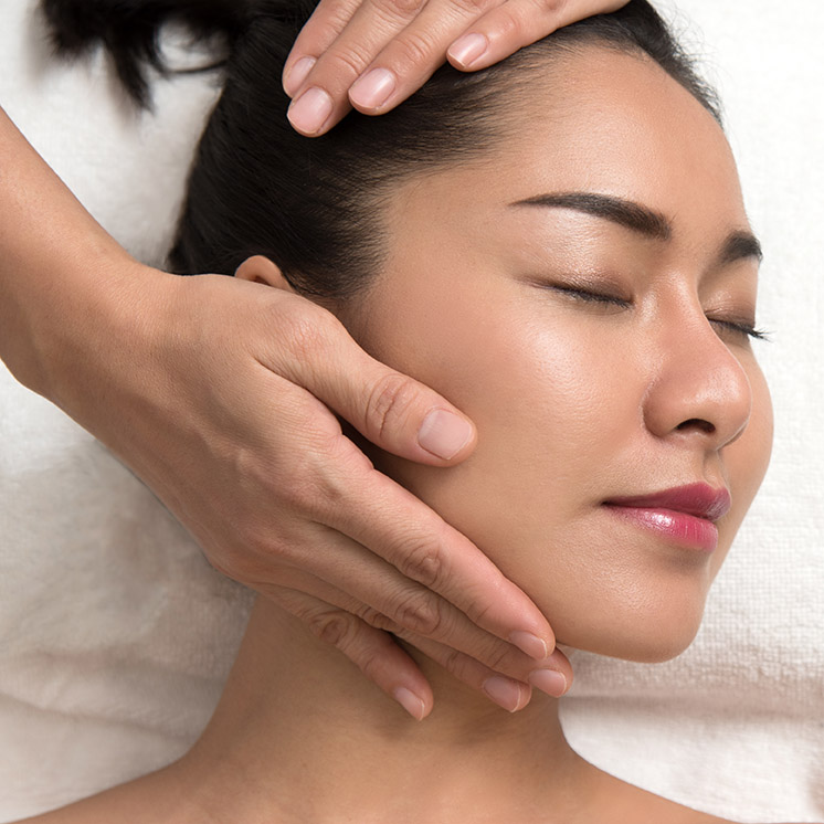 Deep Cleansing and Purifying Facial